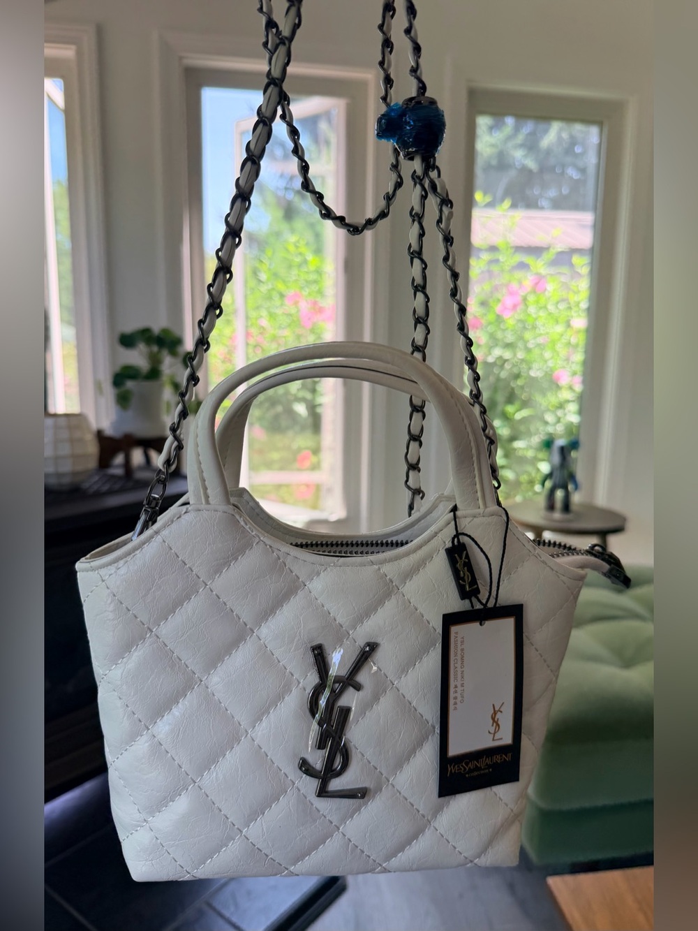 NEW SEALED Source Unknown YSL White PU Leather Niki Medium Tufo Classic Handbag - Picture 2 of 15